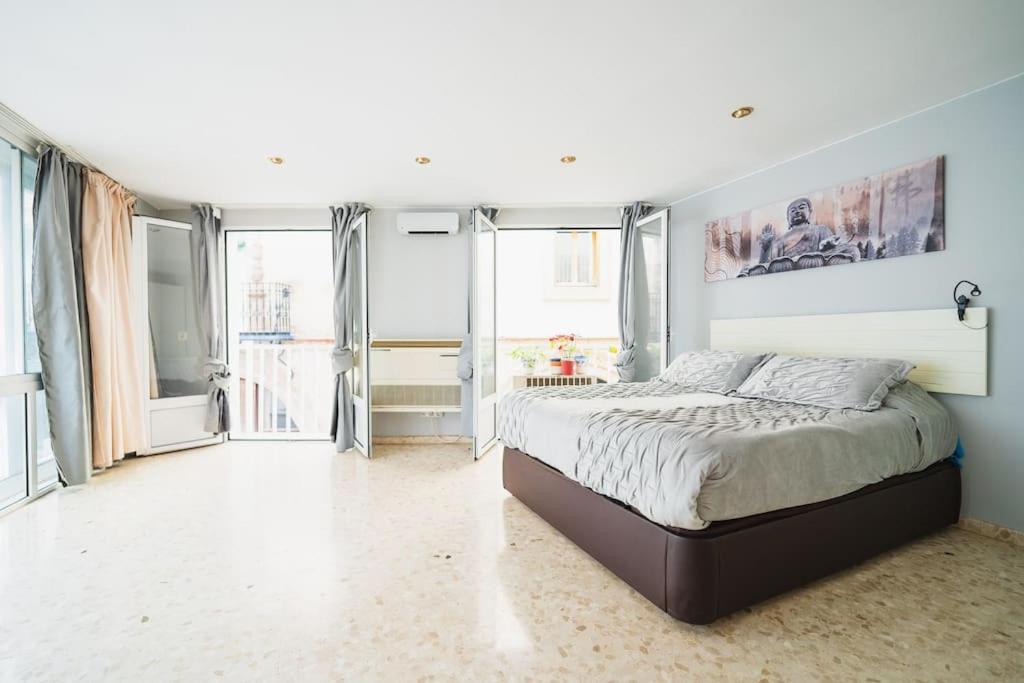 Espacioso En El Centro De La Ciudad Appartement