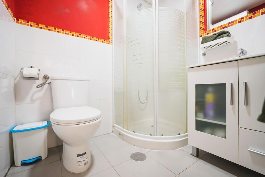 Espacioso En El Centro De La Ciudad Appartement *