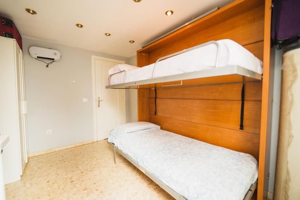 Espacioso En El Centro De La Ciudad Appartement *